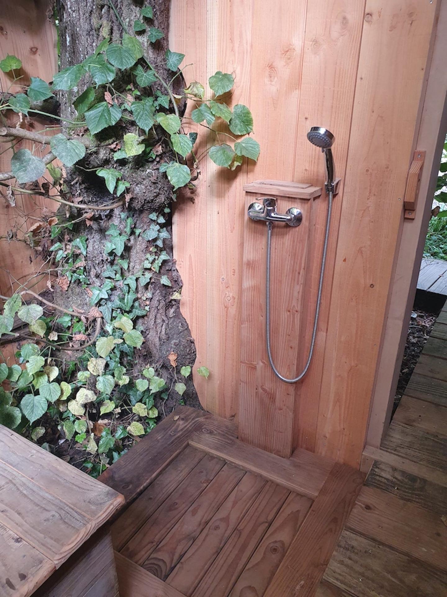 Douche exterieur sauna 1